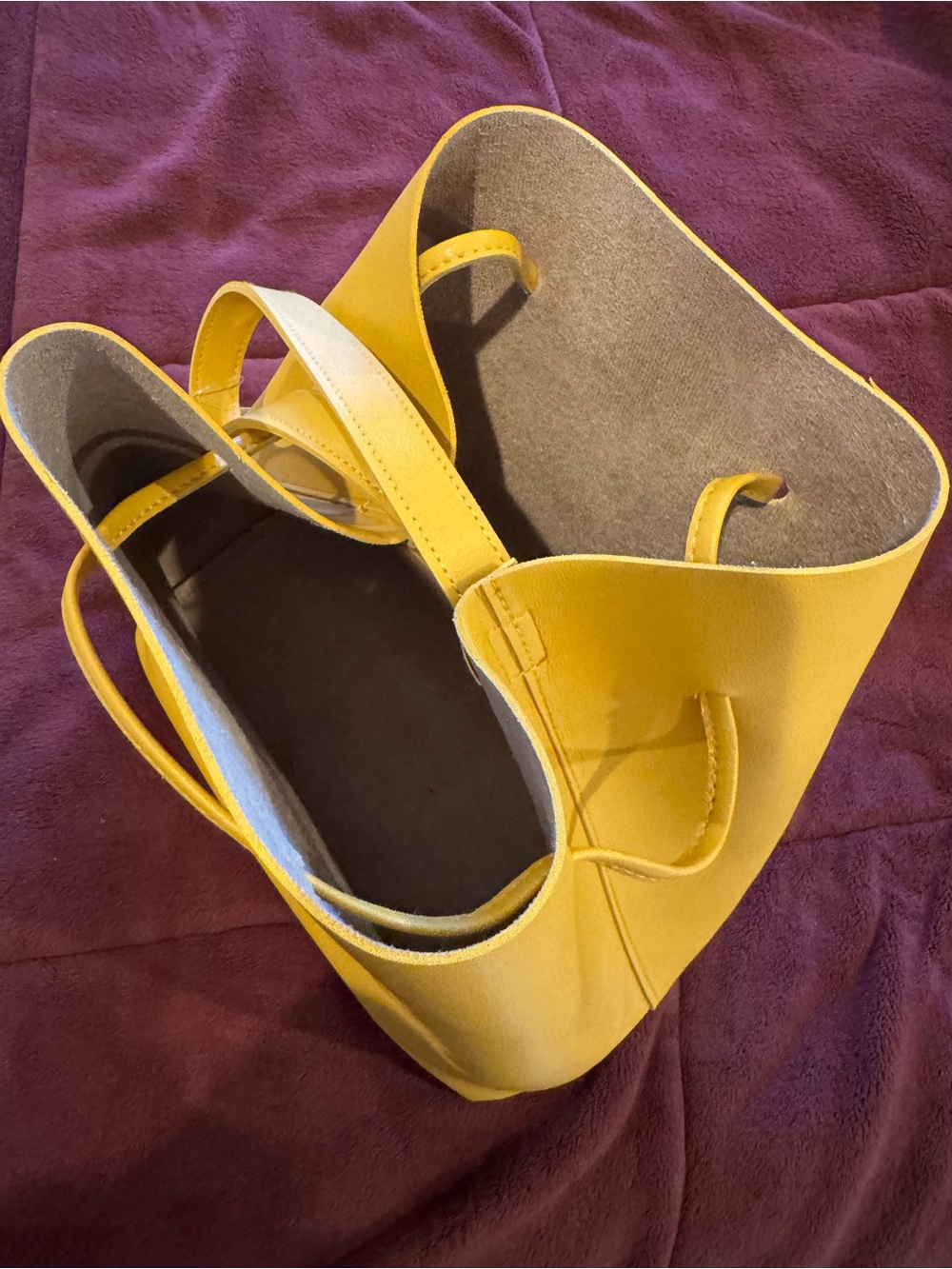 Honey Yellow Faux Leather Drawstring Bucket Bag - Women - Picture 4 of 9